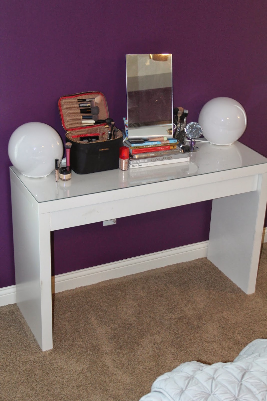 Our Styled Suburban Life: Makeup Vanity Lights