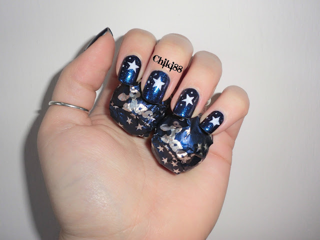 Nails of the week: Baci Perugina - foto con flash