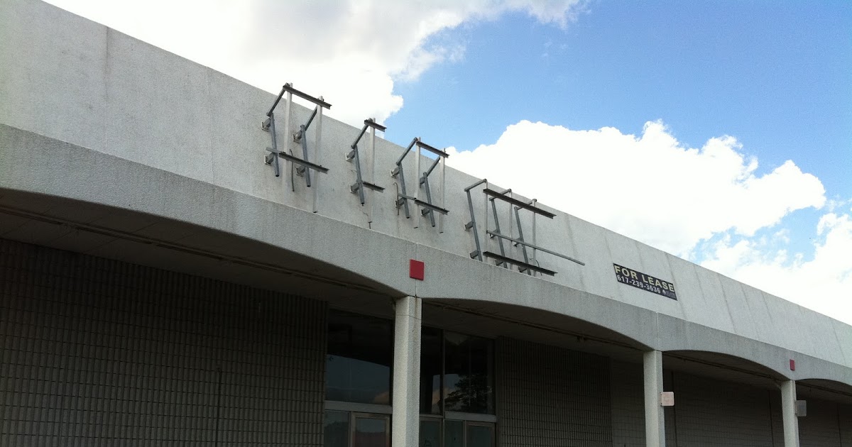 Dead and Dying retail Closed Kmart in Manchester, Connecticut
