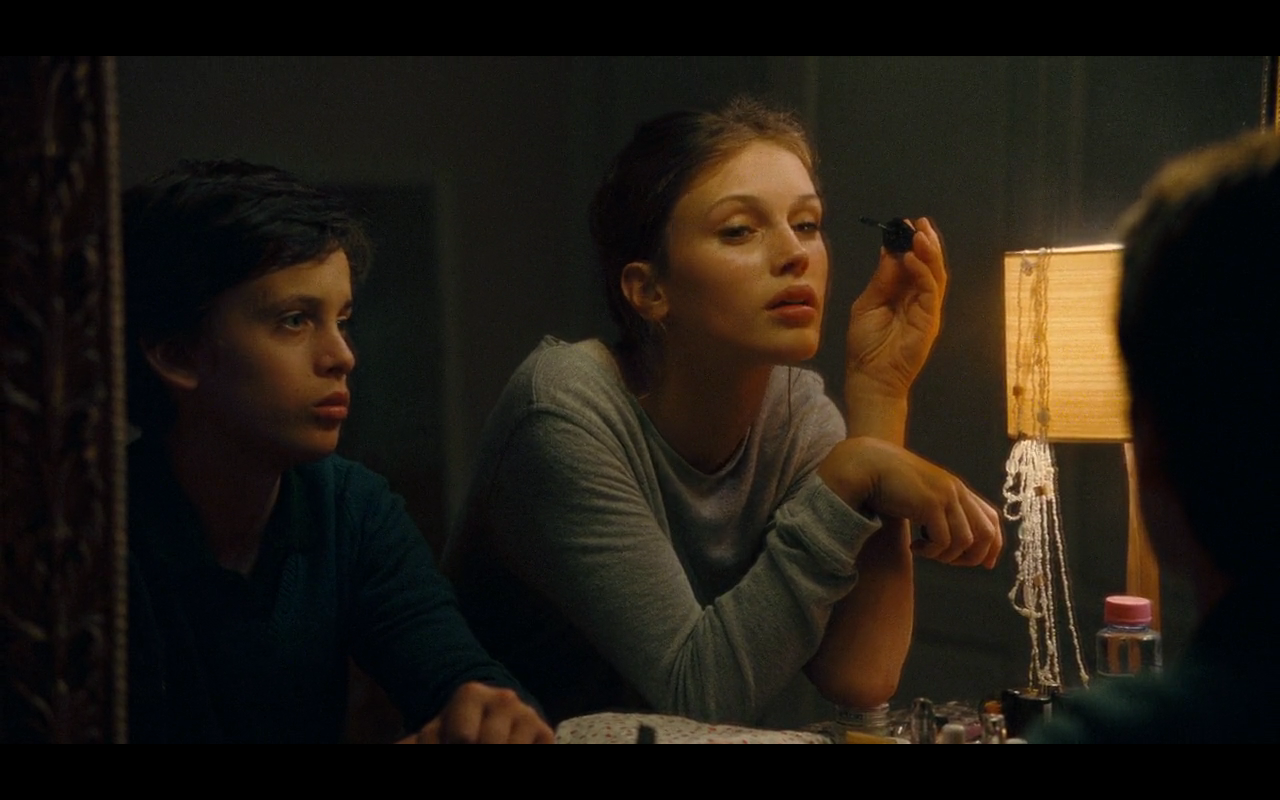 Starbucks and Jane Austen Jeune et Jolie, 2013