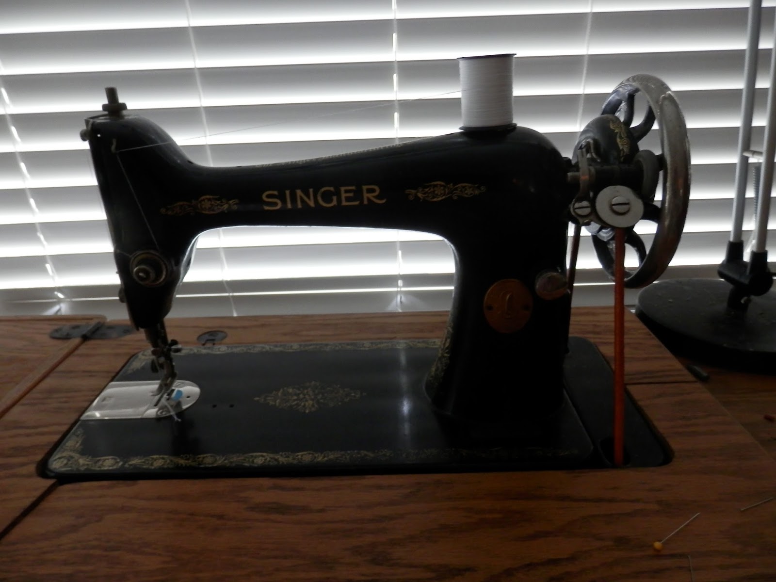 restless weaver... Sewing with a Singer 66