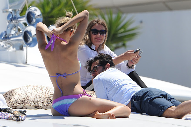 Karolina Kurkova ties her Bikini on a Yacht in Cannes