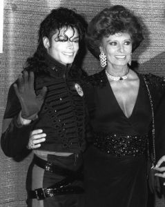 michael sessão de fotos amigos e familia Michael+Jackson%252C+Sophia+Loren+1990+LA