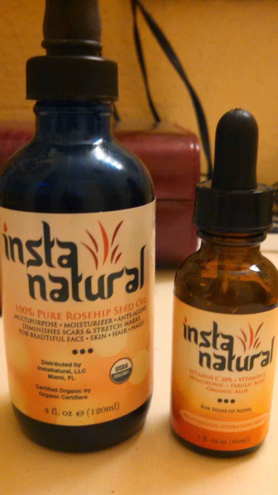 Lil' Debi As Mama Vitamin C Serum & Organic Rosehip Seed Oil Review