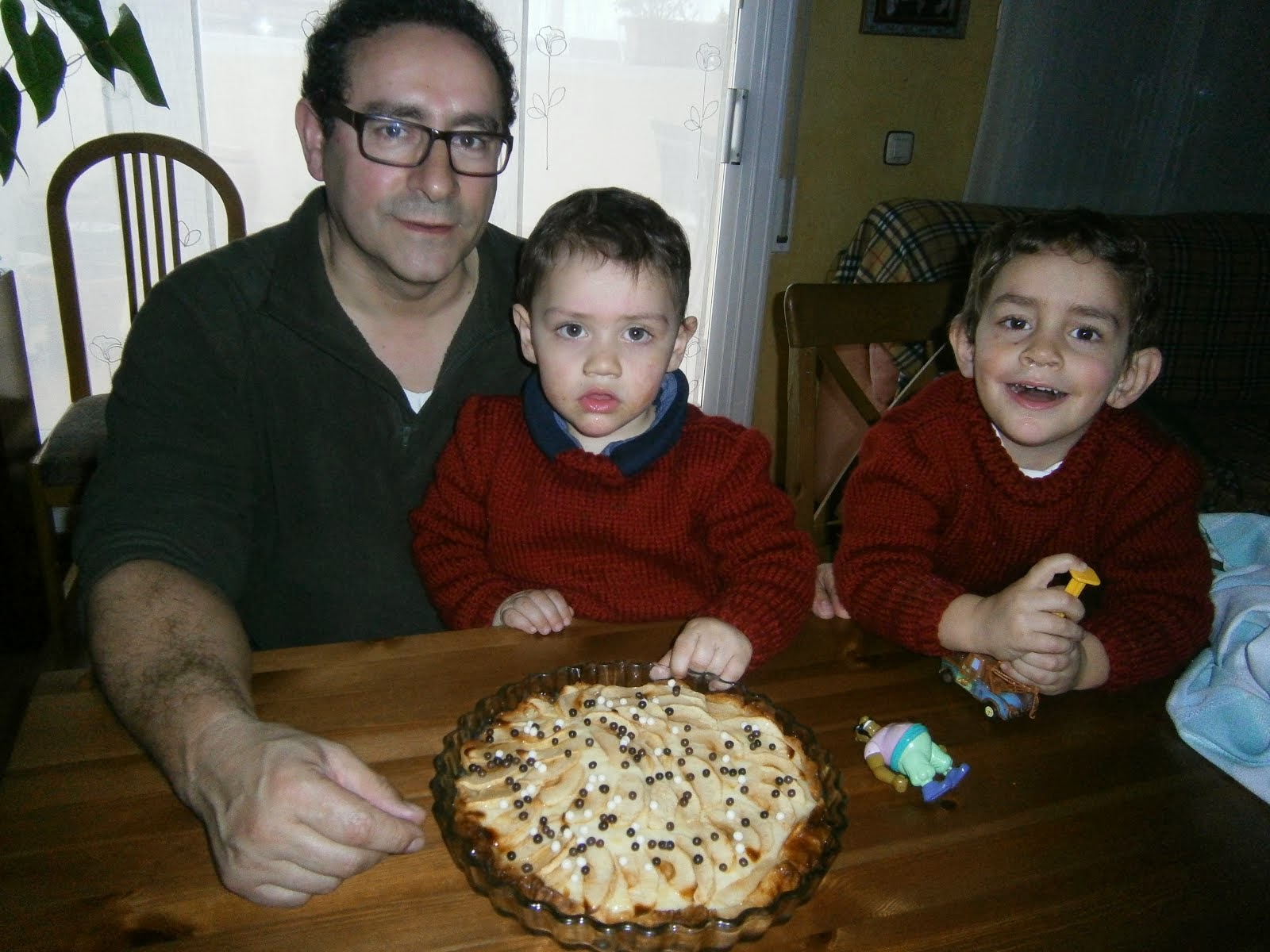 AITONA, ITZEL Y GORKA