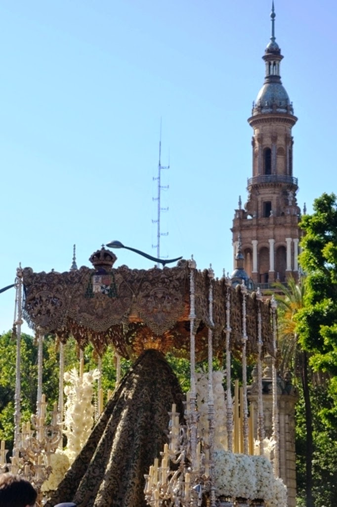 María Stma. de la Esperanza Macarena - Sevilla María Stma. de la Esperanza Macarena - Sevilla