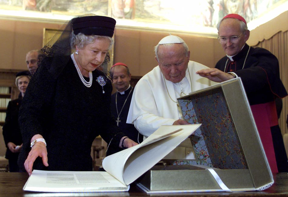 http://2.bp.blogspot.com/-6Jho89De9LE/UgA92AnILII/AAAAAAAADAI/EZeoW3h21eA/s1600/papa.jpg