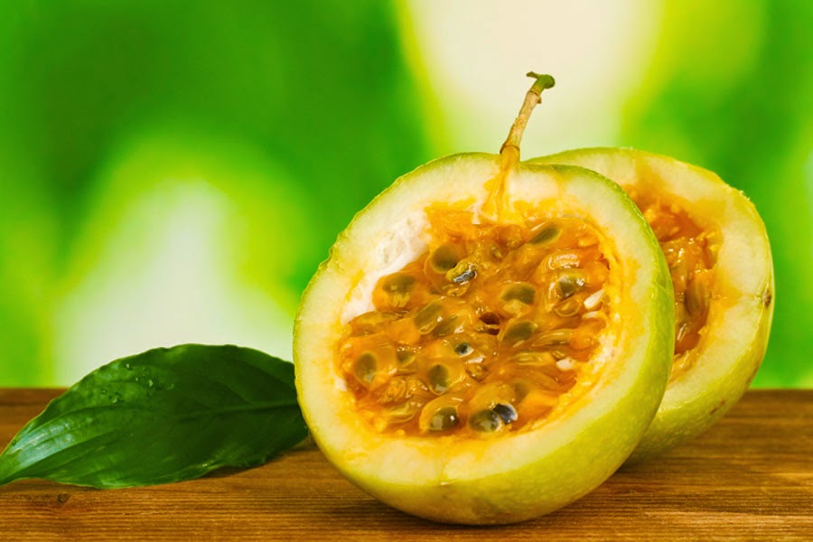 DISCOVER THE BRAZIL Brazilian fruits A unique flavor!