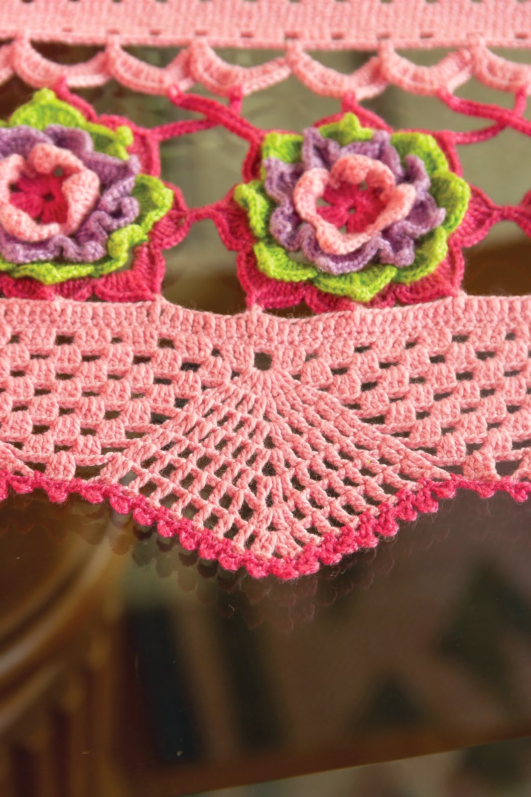 Crochet and arts beautiful Table Runner