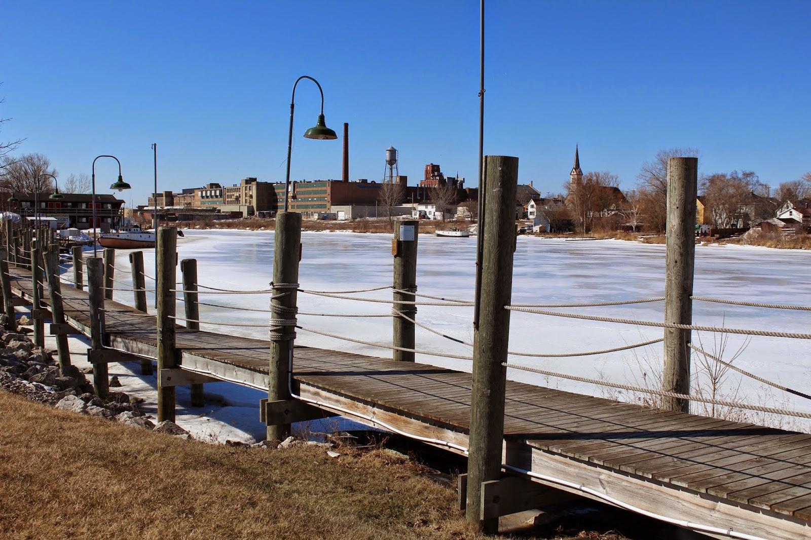 Wisconsin Historical Markers Two Rivers Lighthouse (1886)