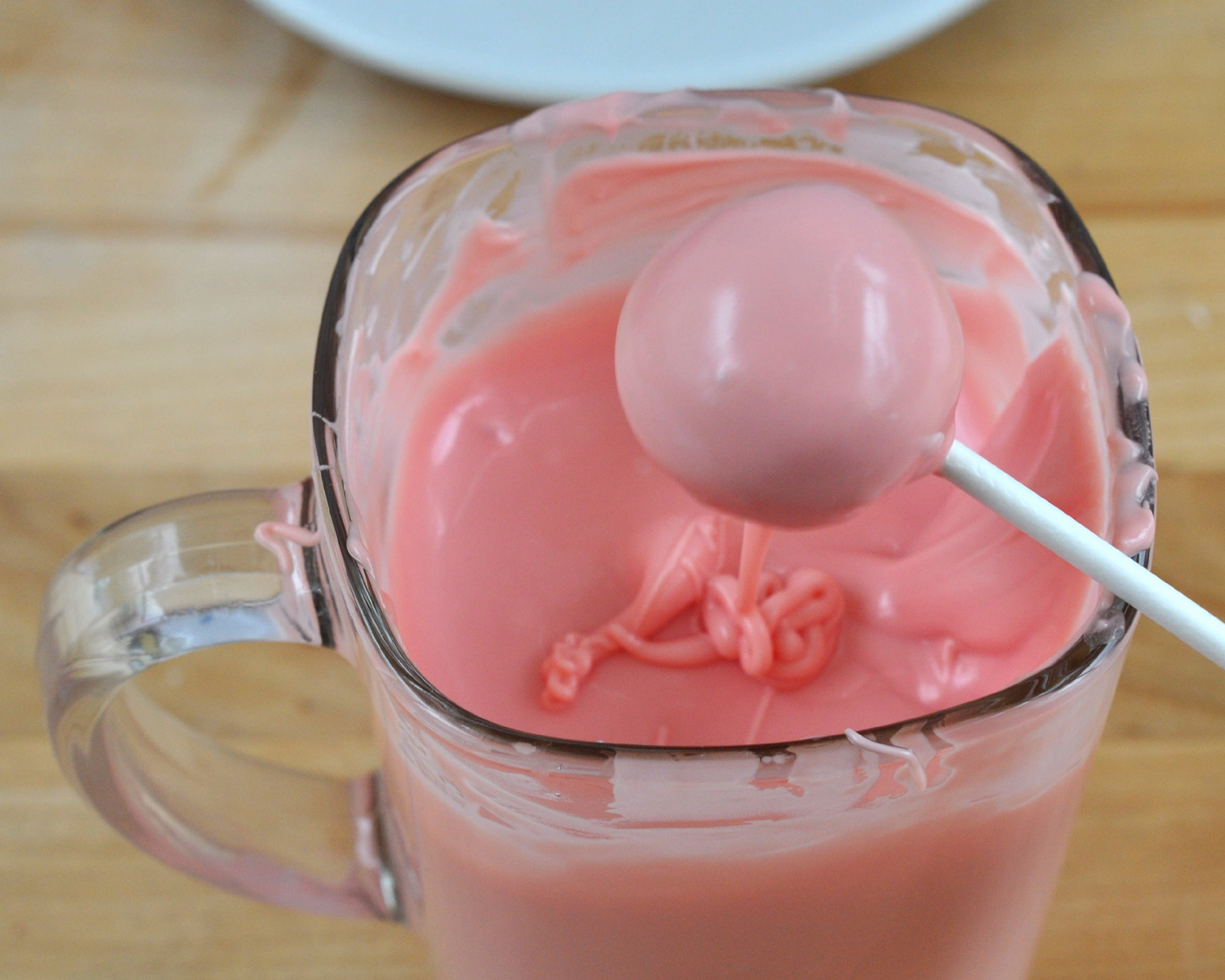 Beki Cook's Cake Blog Banana Split Cake Pops