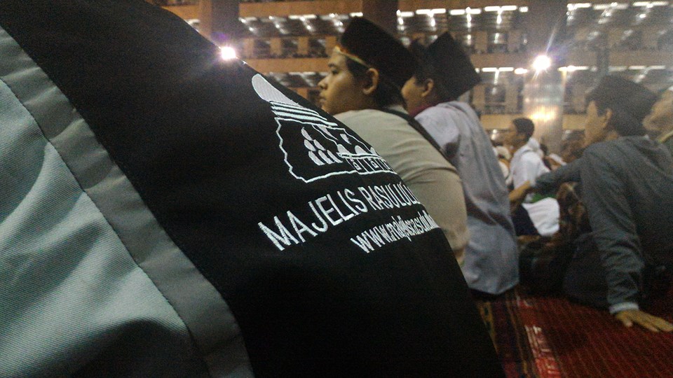 Addictions Lirik Dan Terjemahan Qasidah Nasim Habbat Alaina