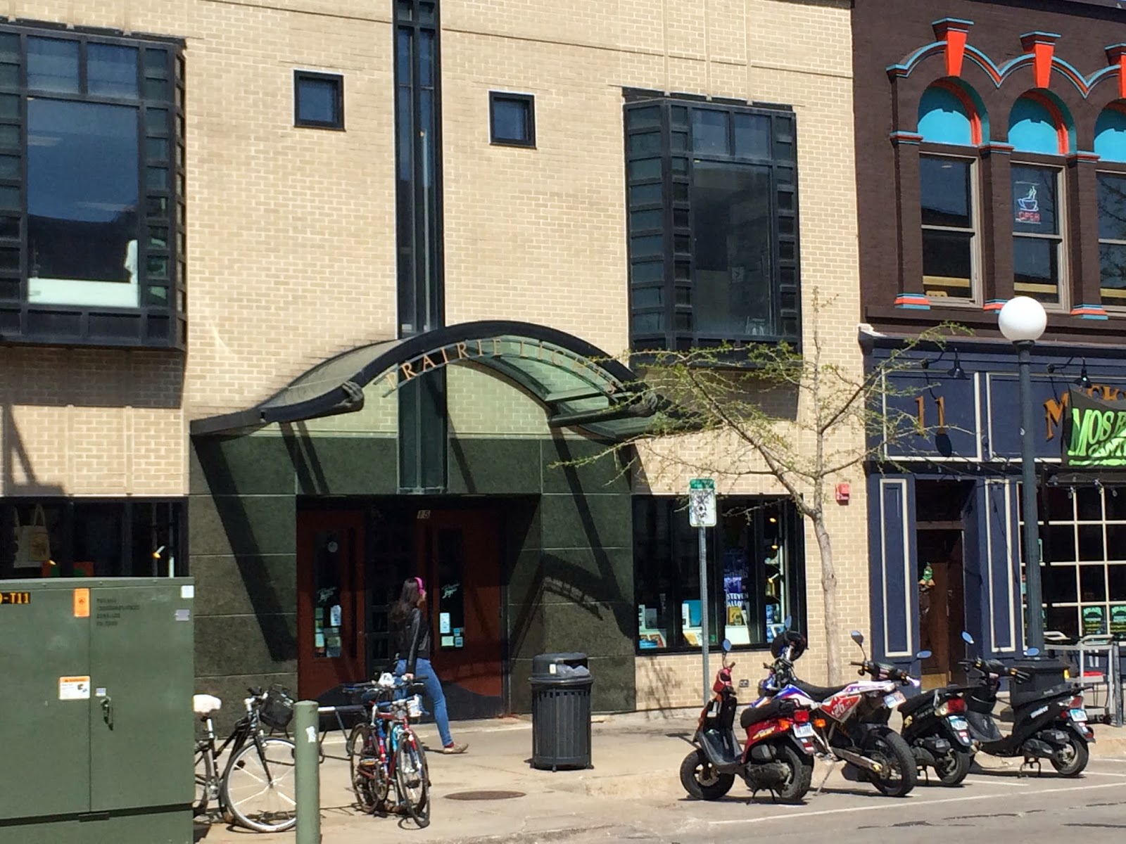 The Indie Bob Spot Prairie Lights Iowa City, IA