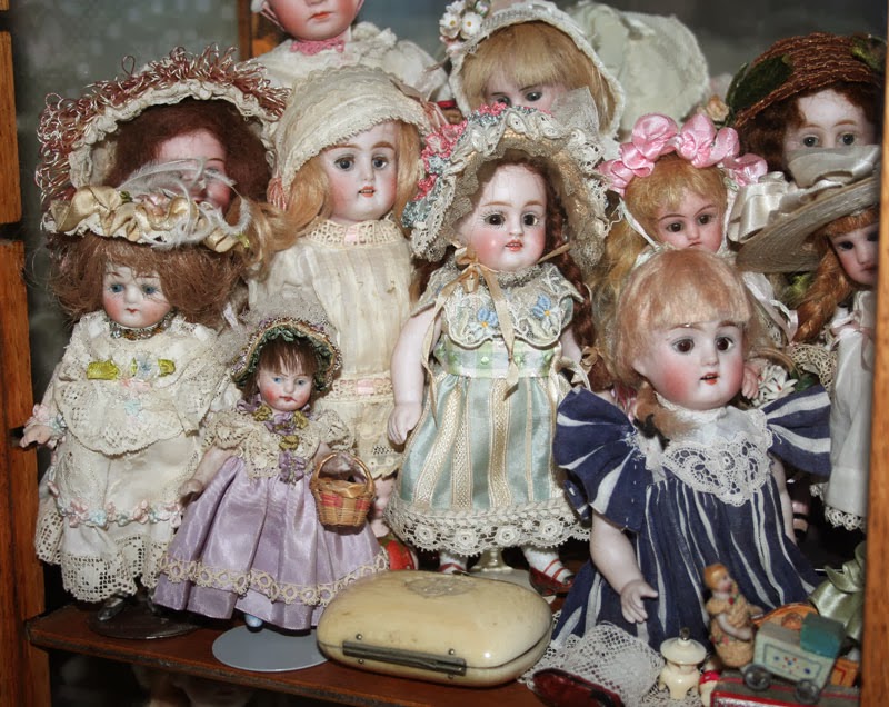 The Creative Doll A Day of Dolls