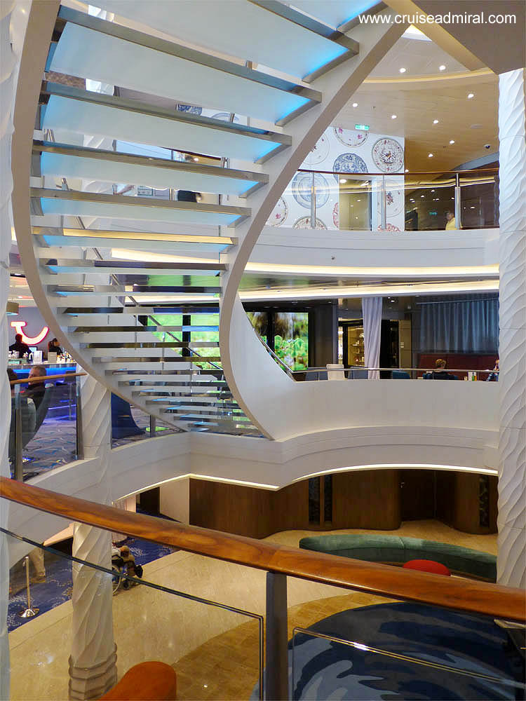 Таинственный Mein Schiff 3 (5*-) Kруиз загадок и разгадок