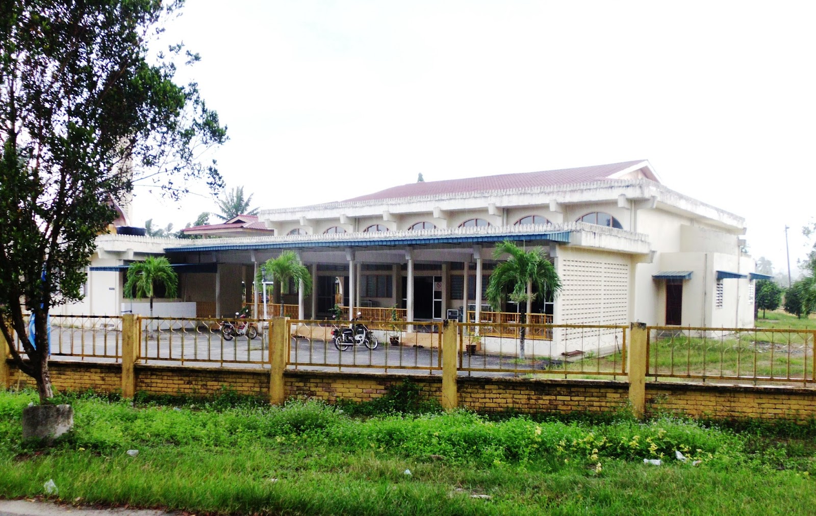 Kampung tunku masjid Kampung Laut