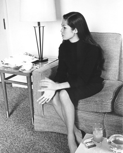 Leopard and Lipstick: Style Icon: Nancy Kwan