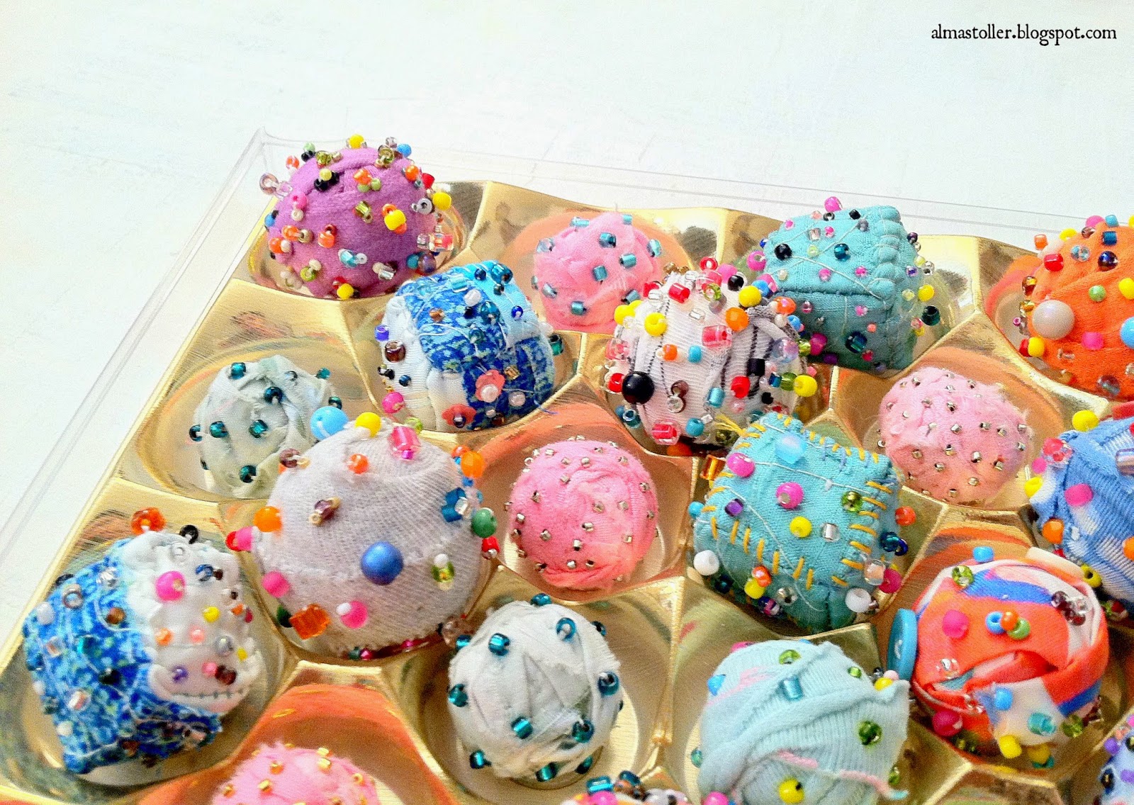 Alma Stoller How to make Fabric Beads Video Tutorial and Giveaway