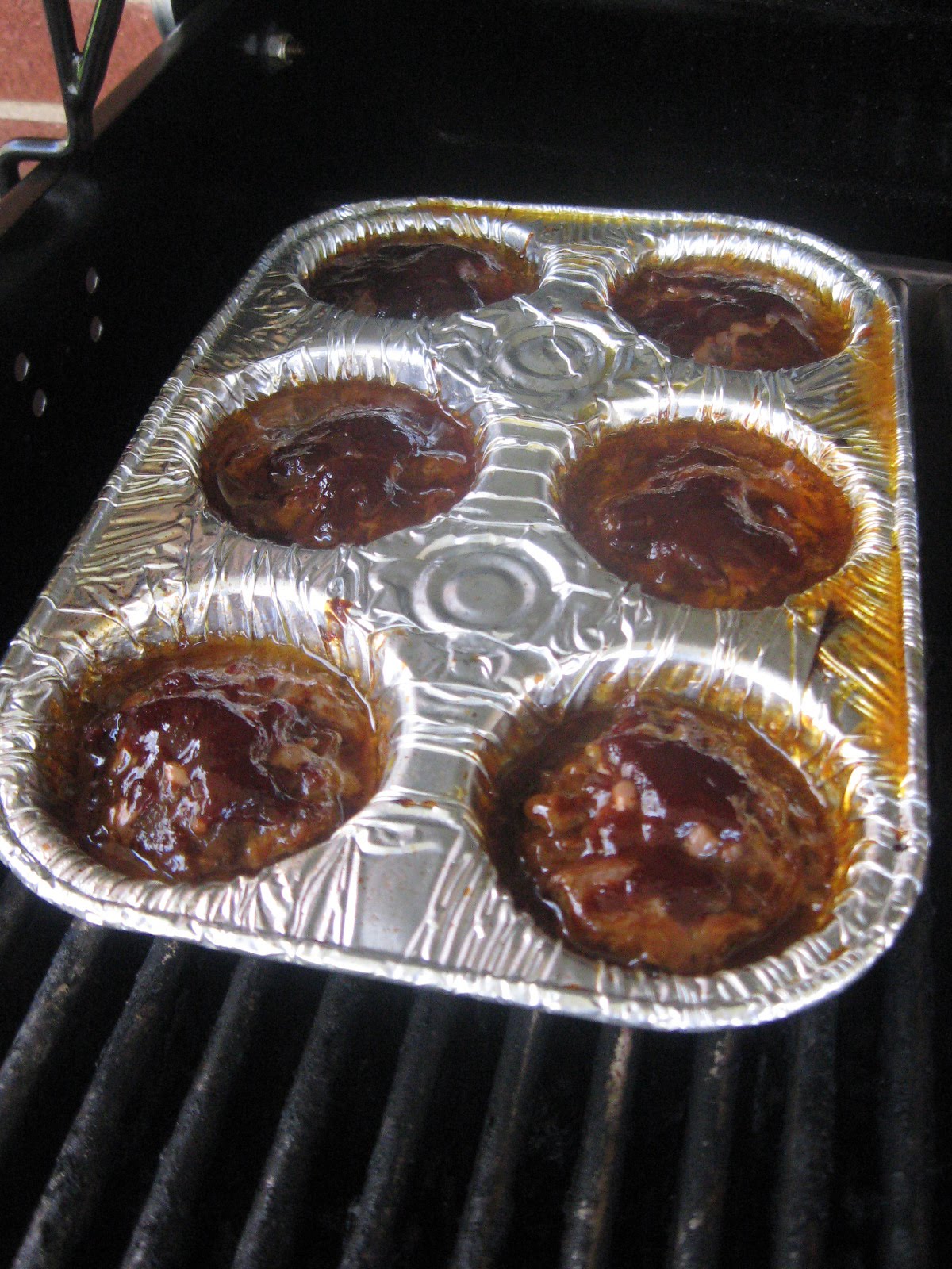 Barbecue Master Meatloaf on the Barbecue Grill Mini Meatloafs in a