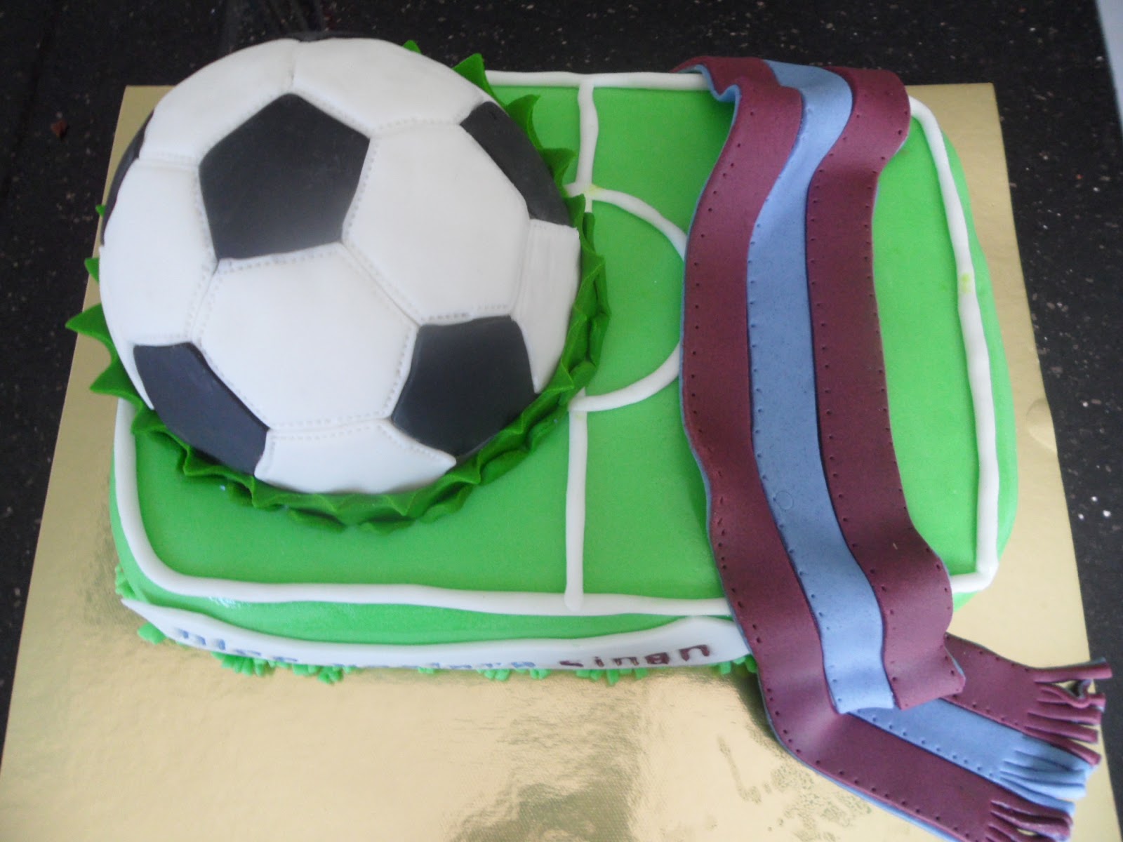 P A S T A l i l a FANATİK TRABZONSPORLU PASTASI