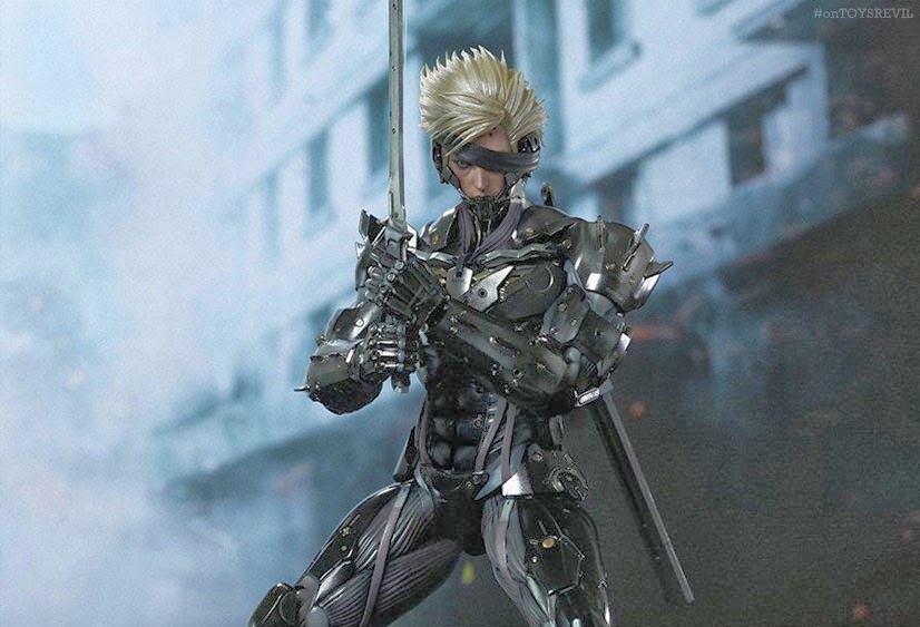 Metal Gear Rising Revengeance 1/6th scale Raiden Collectible Figure