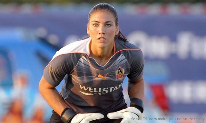 UNO News Net: SOCCER WITHOUT CLOTHES: HOPE SOLO NUDE AND 
