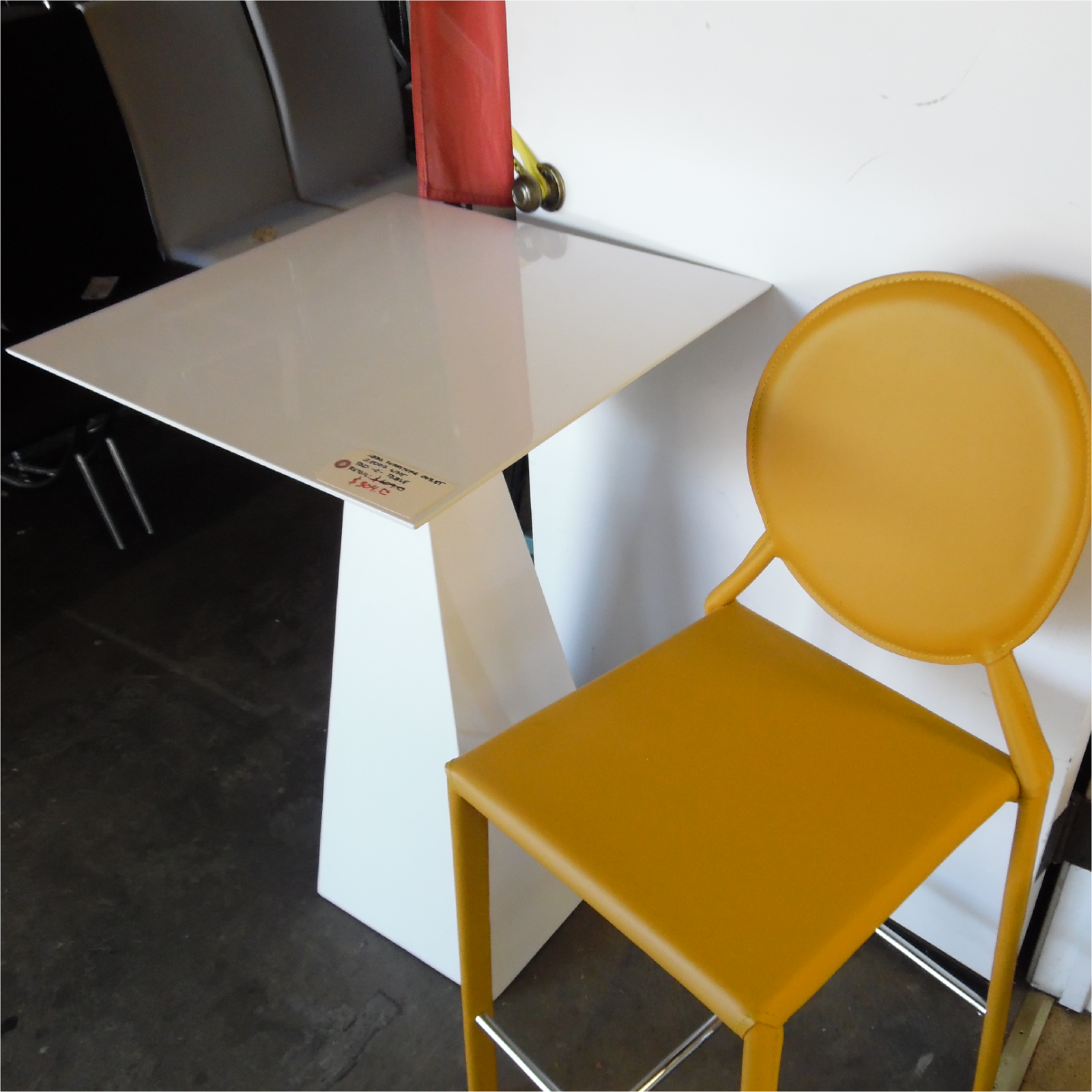 Abba Furniture Outlet The Pick Chair At An Unbeliveble Price