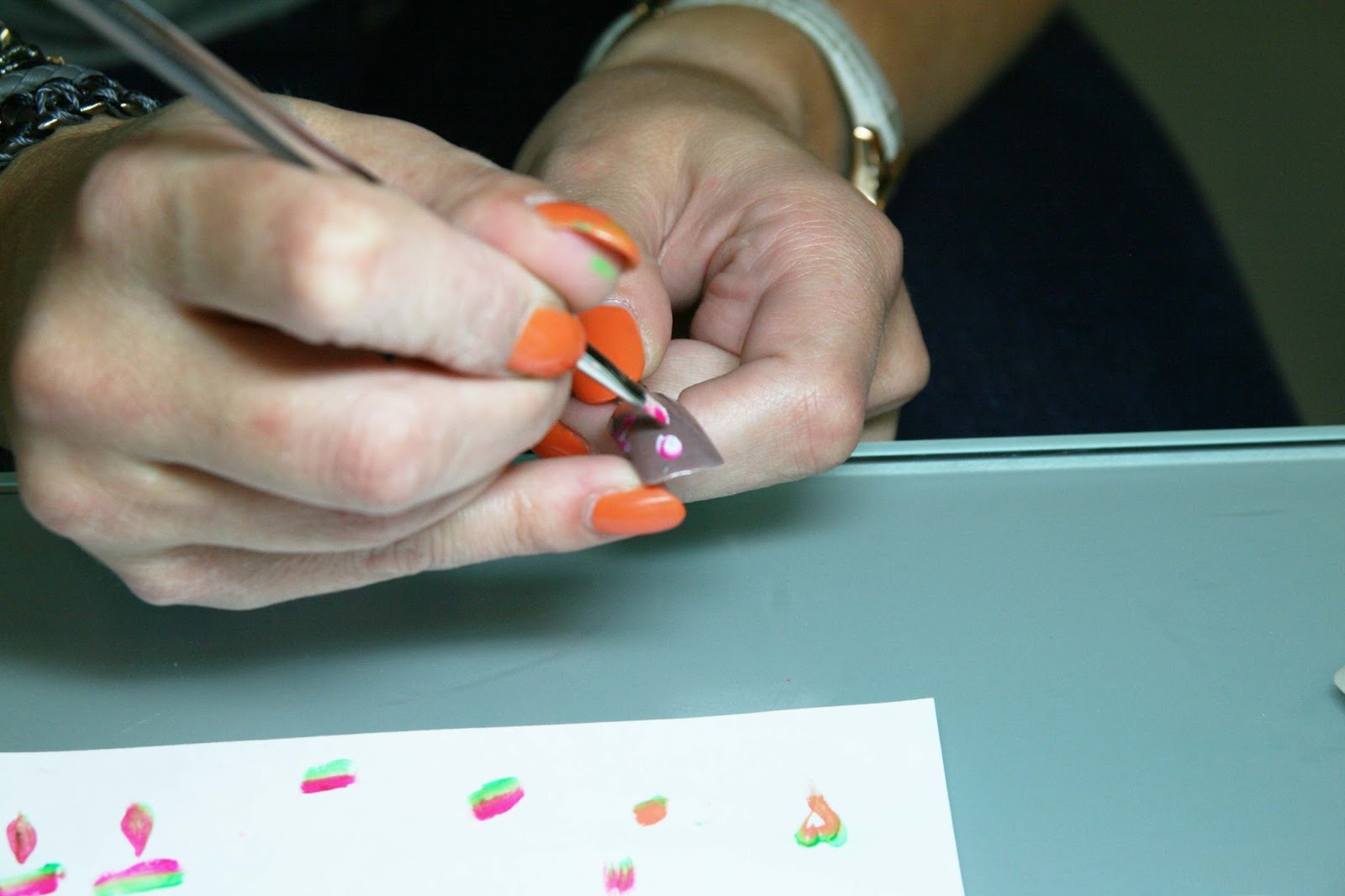 PiggieLuv One stroke nail art at ProNails Breda