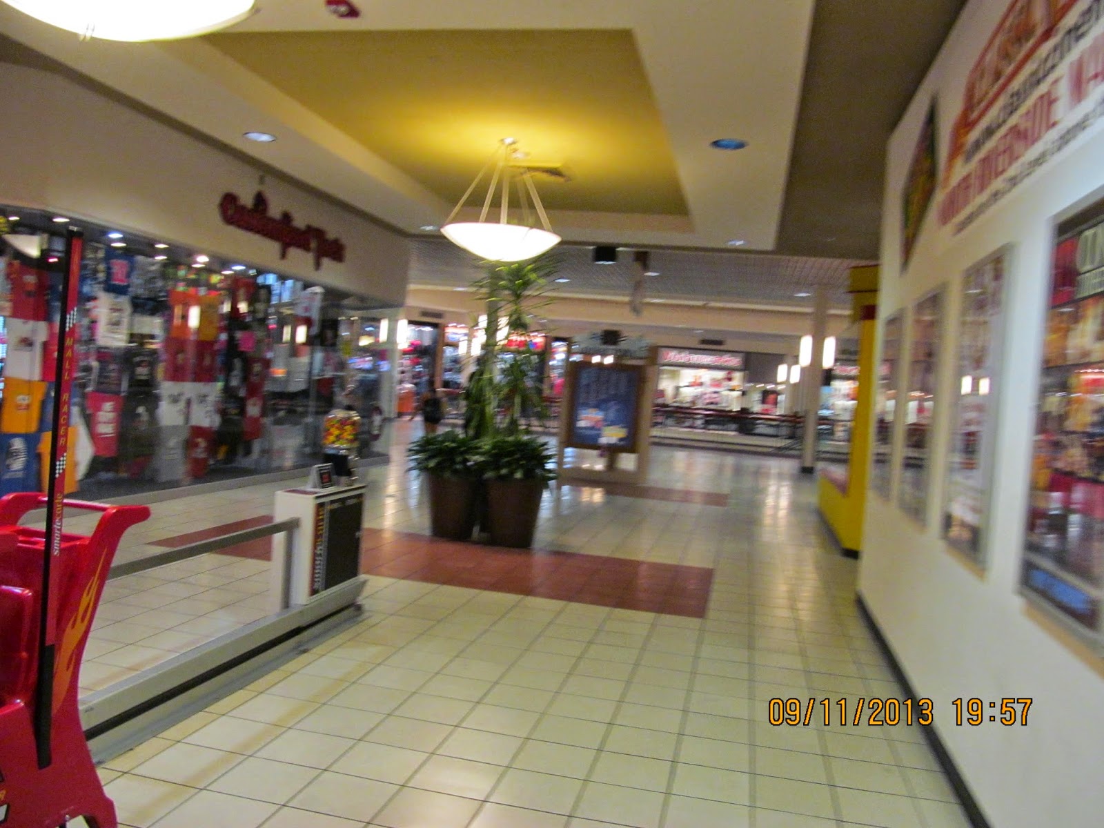 Y'all remember malls? #fyp #mall #benches #kiosks #northriverside #ill