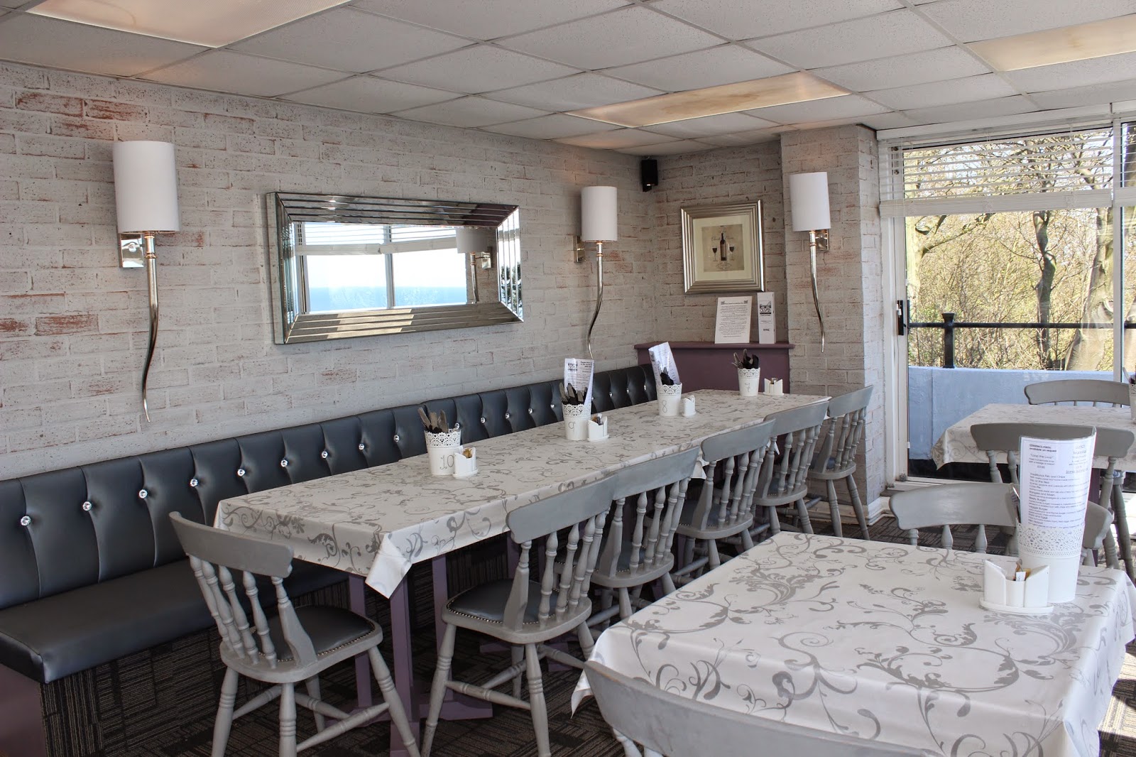 Visiting Olivers On The Mount Cafe, Scarborough.