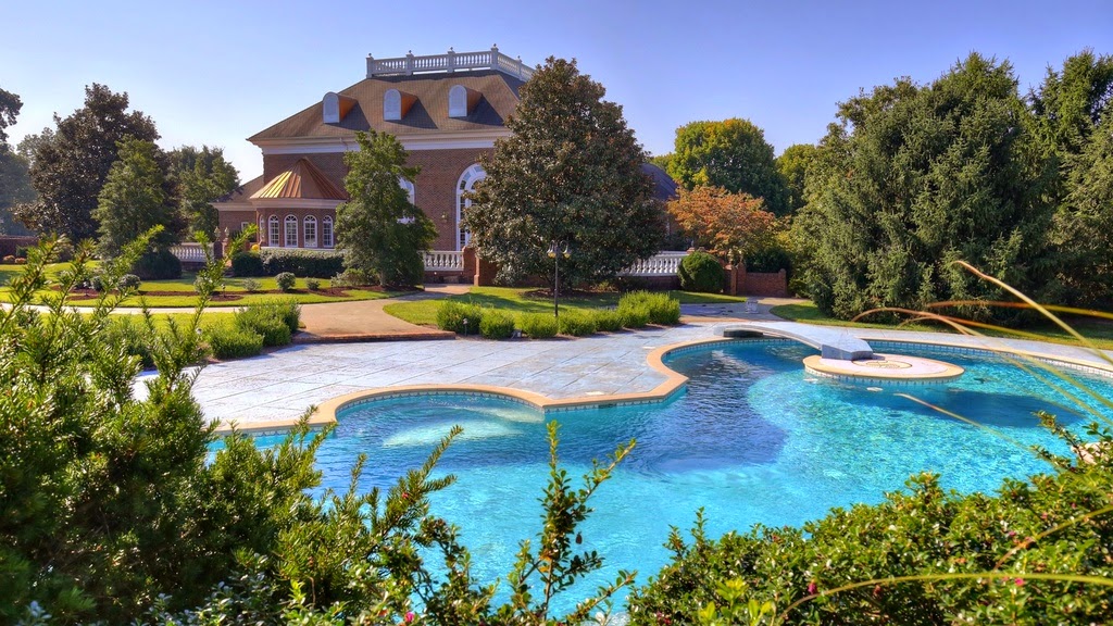 Eileen's Home Design Mansion For Sale in Bowling Green, KY For 2,900,000