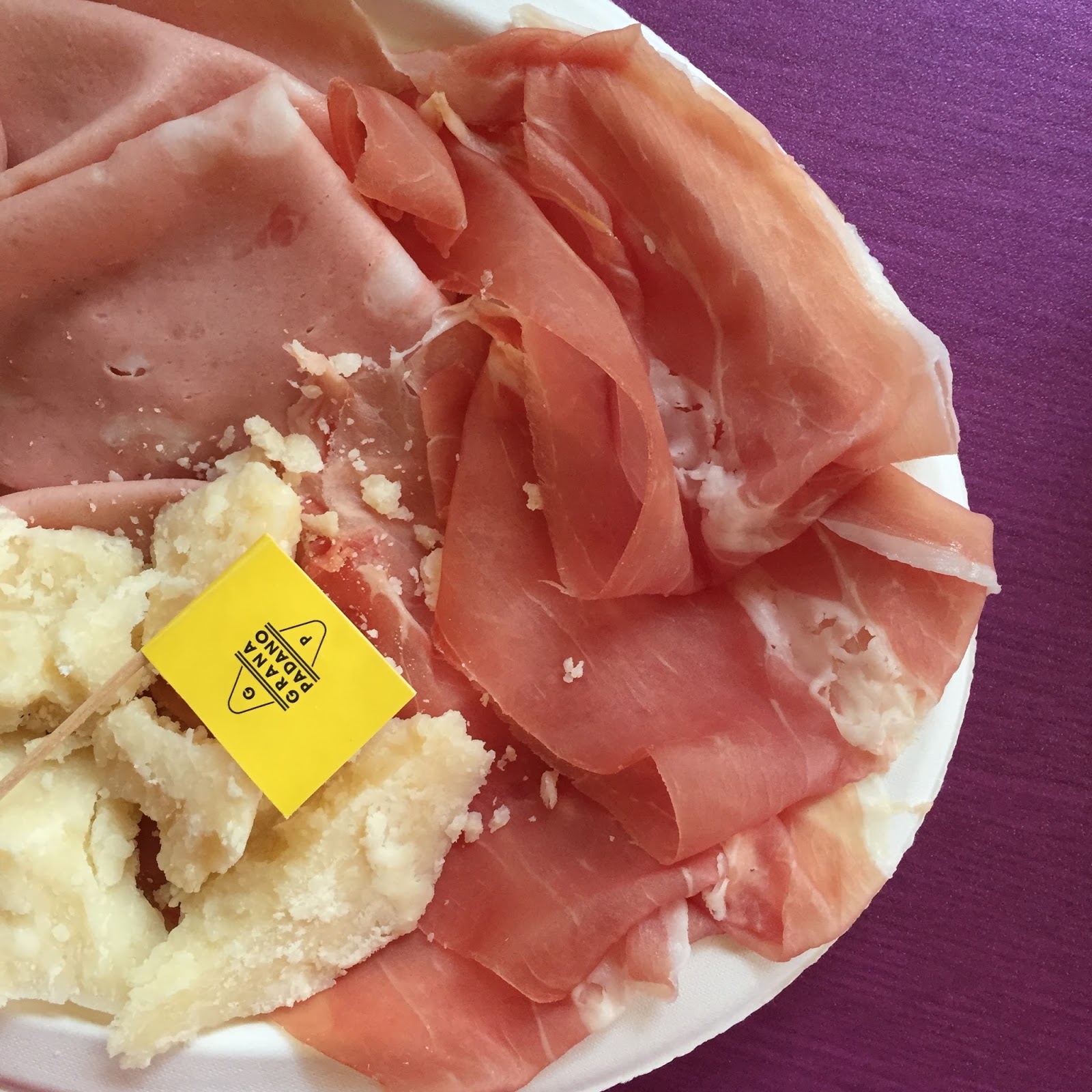 SingerFood UN CASEIFICIO SPECIALE PER GRANA PADANO