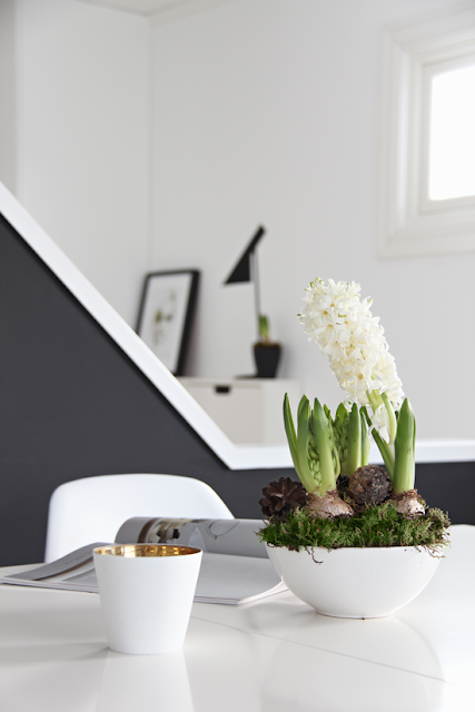 http://2.bp.blogspot.com/-6aQ2NFbTzYA/UM5LCxOJs7I/AAAAAAAAKr0/84_klIXj98Y/s1600/Christmas_dining+room_Stylizimo.png