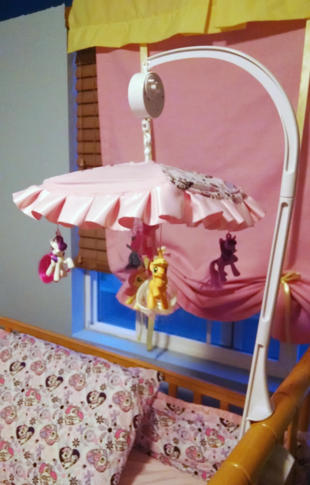 my little pony crib sheet