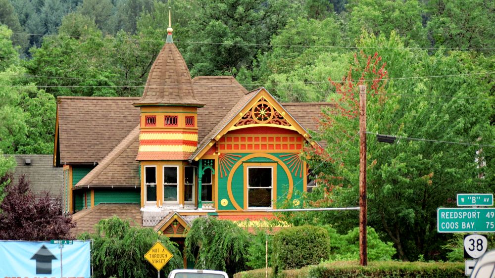 Travels with a Muse Drain, Oregon