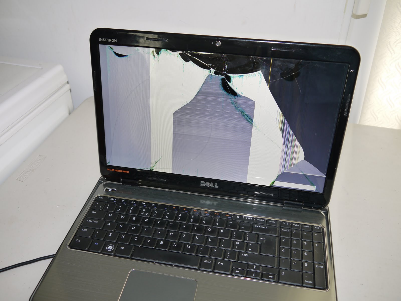 Laptop Replacement Screens: Dell Inspiron N5040, N5050 ...