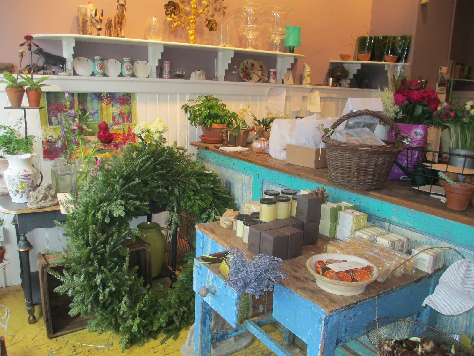 Country Weekend December 2013