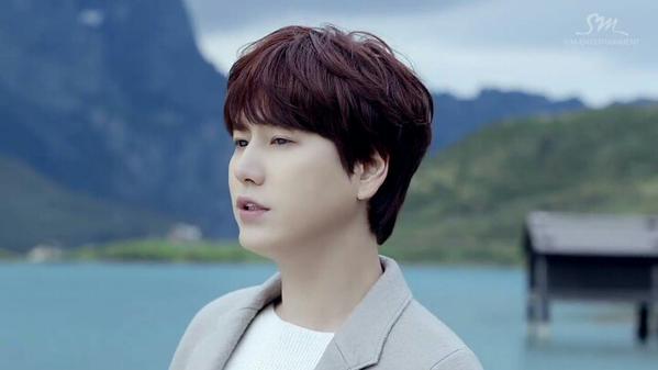 Fufu ViFi: Lirik Lagu Kyuhyun - One Million Pieces