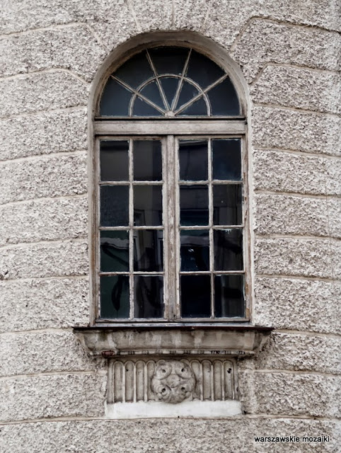 kamienica Sukertów warszawa śródmieście balkony stolica 