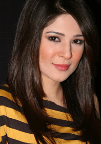 Ayesha omer family picture