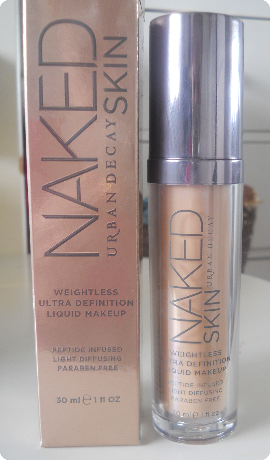 Urban Decay Naked Skin Weightless Ultra Definition 
