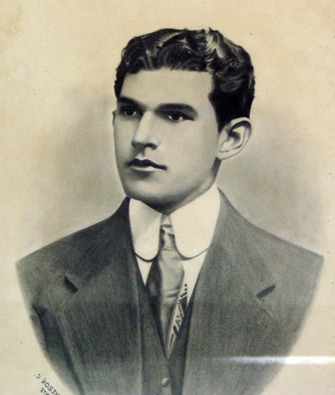 CRUZ SALMERÓN ACOSTA