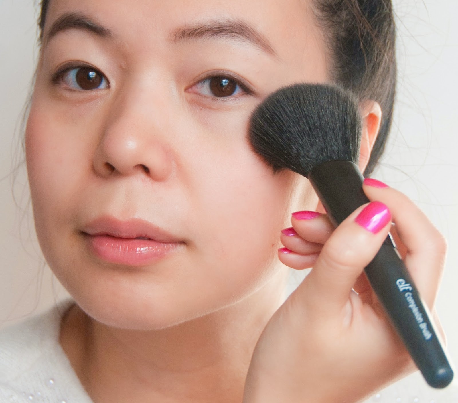 makeup tutorial concealer foundation L'Oreal ELF NYX Essence Annabelle eyeliner blush lip balm eyebrow everyday beauty