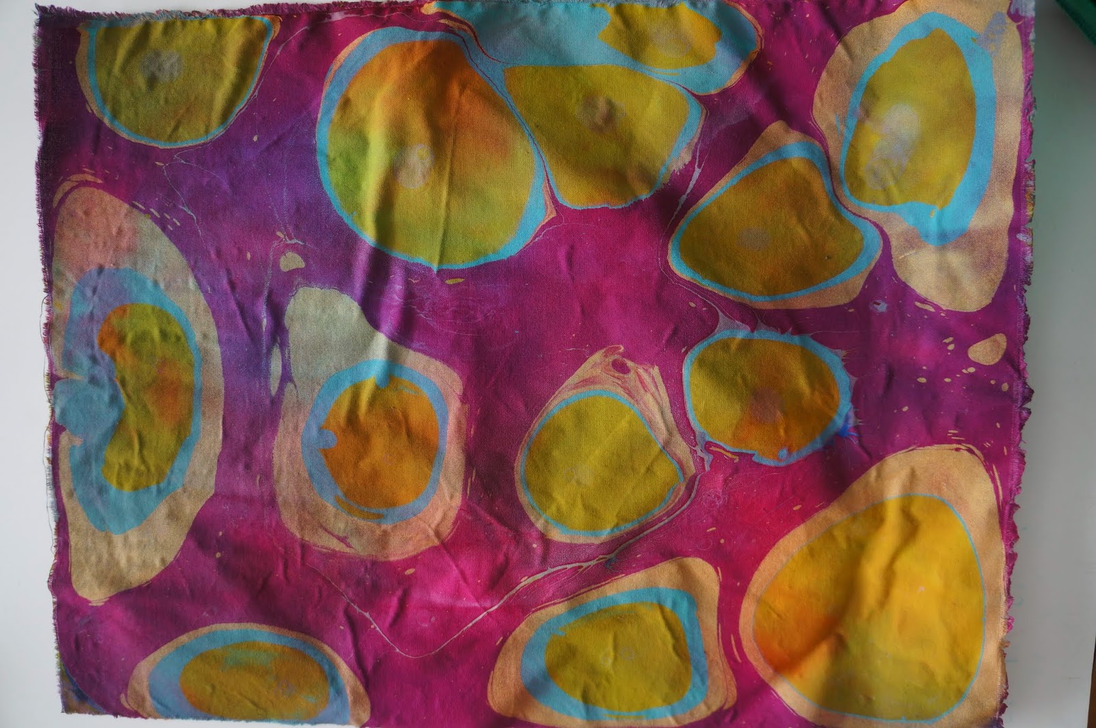 How to Make Hand-Marbled Fabrics