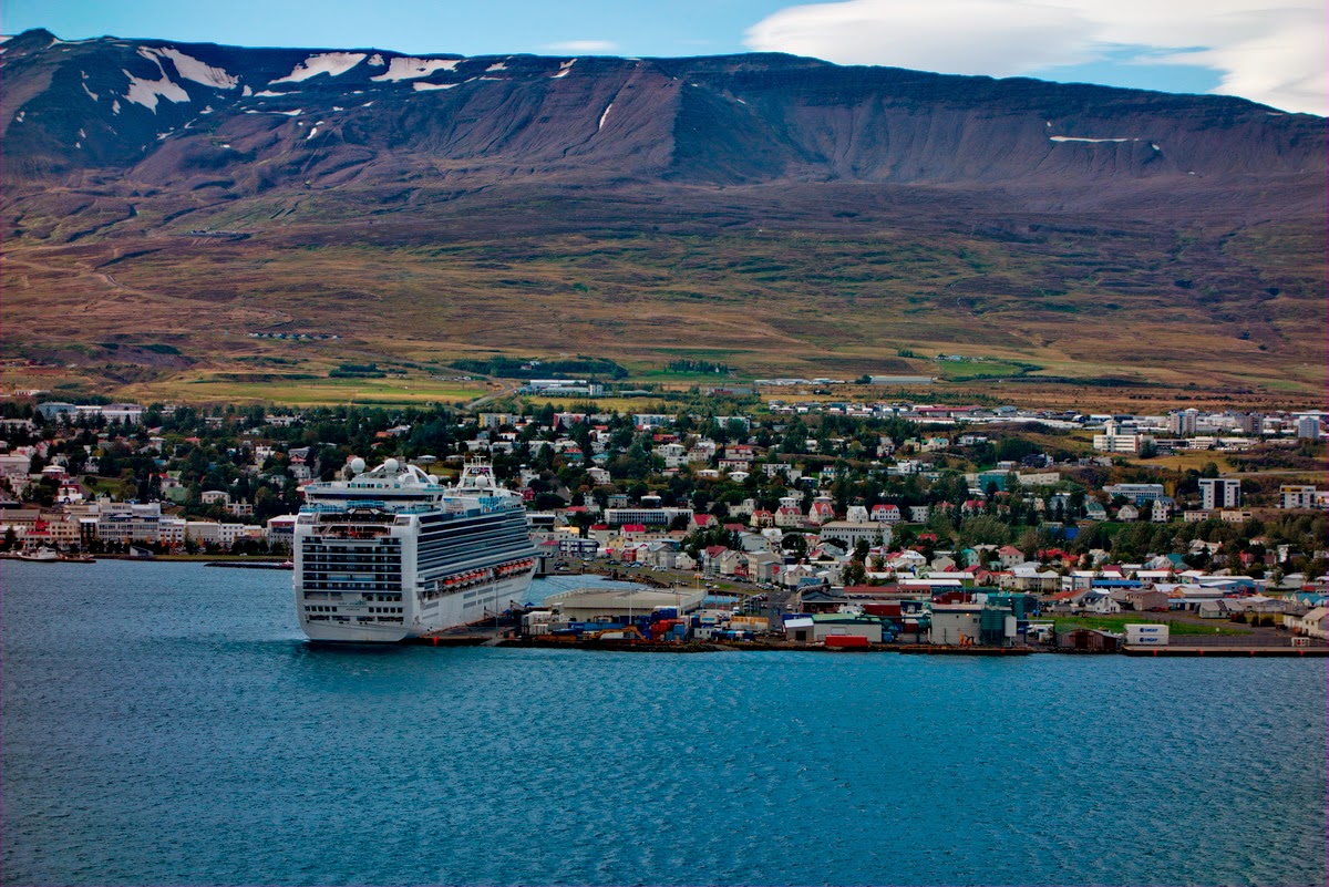Traveling Wayne's World Akureyri, Iceland.........a look at the volcano from 40 km
