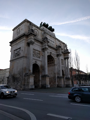 Siegestor Victory Gate from the north