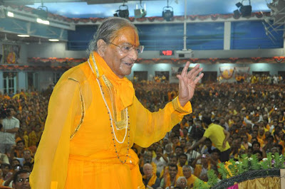 Guru Poornima with Jagadguru Kripaluji Maharaj