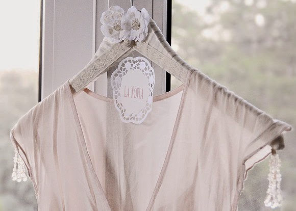bodas cucas: diy: haz tu propia percha para el vestido de novia
