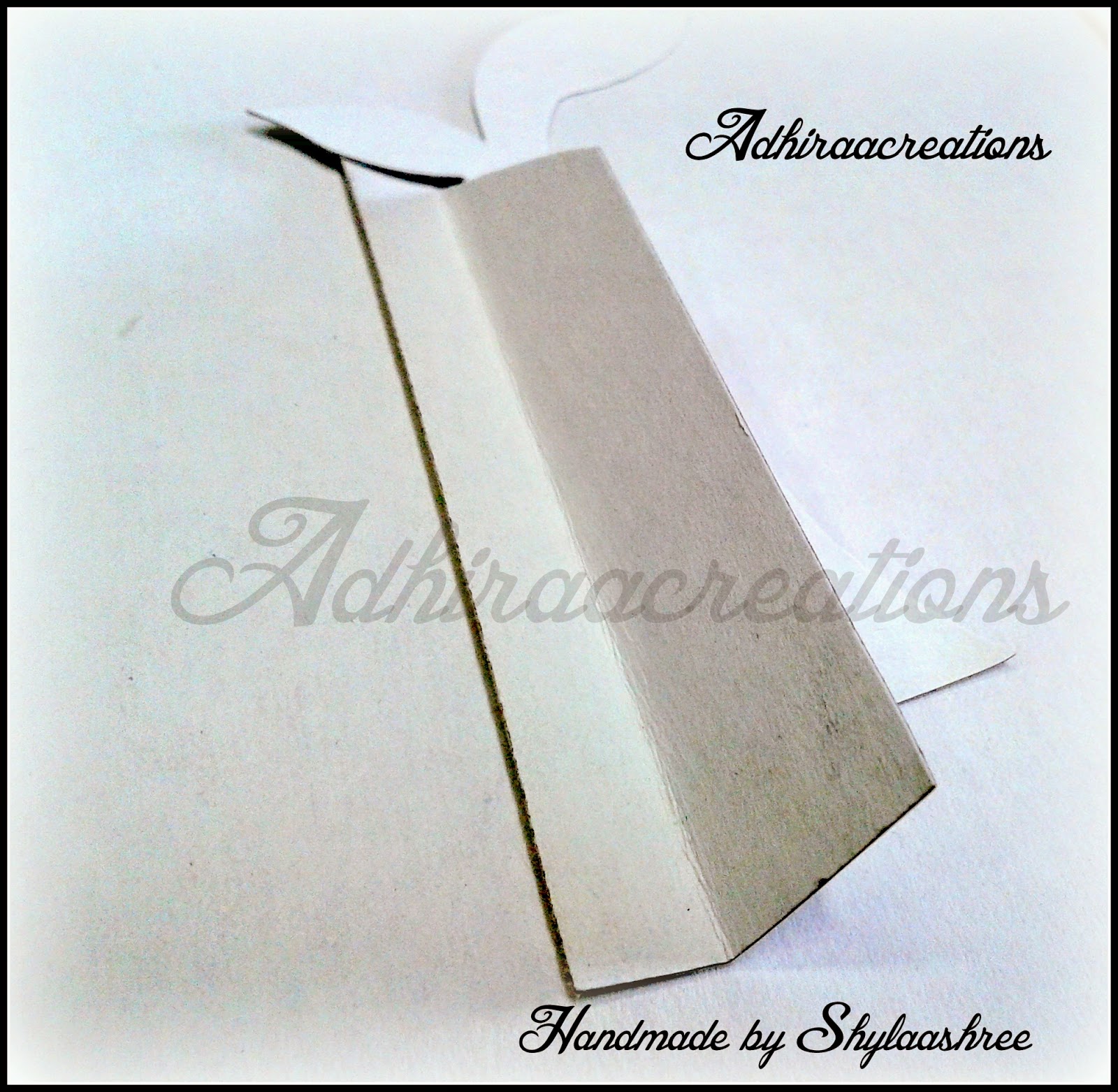 Adhiraacreations DIY earring holder / paper earring display holder