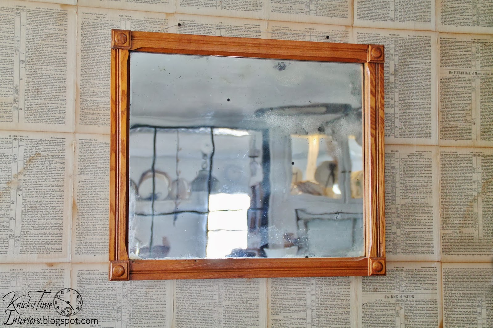 Repurposed Antique Mirror Frame into Chalkboard Oh joy! Knick of Time